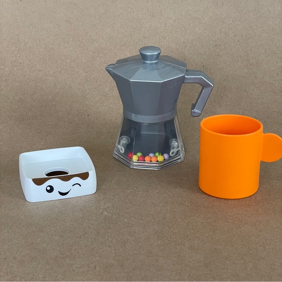 3 Fisher-Price Laugh & Learn 3-in-1 On-the-Go Camper parts - Picture 3 of 9